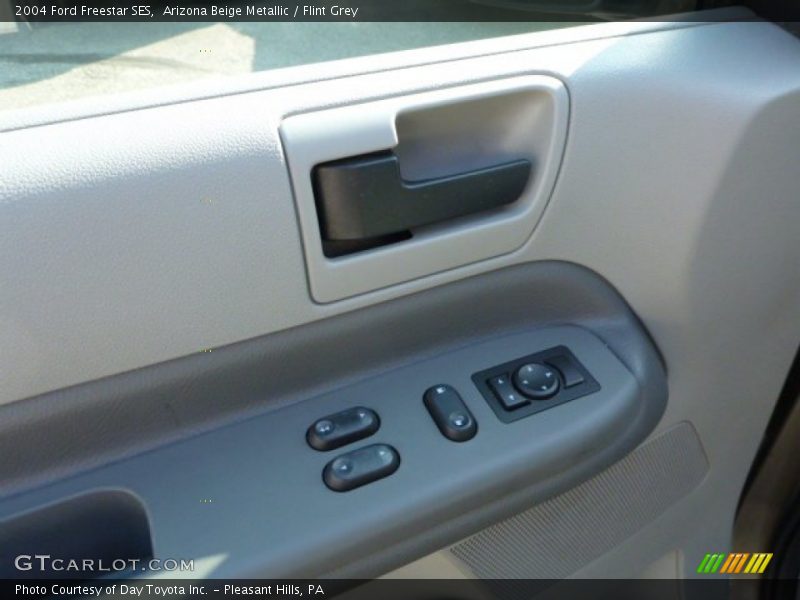 Arizona Beige Metallic / Flint Grey 2004 Ford Freestar SES