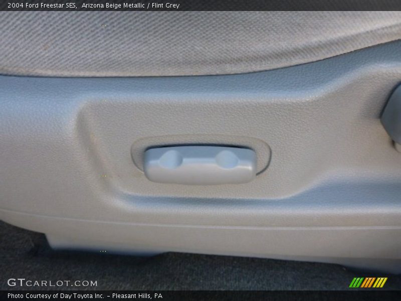 Arizona Beige Metallic / Flint Grey 2004 Ford Freestar SES