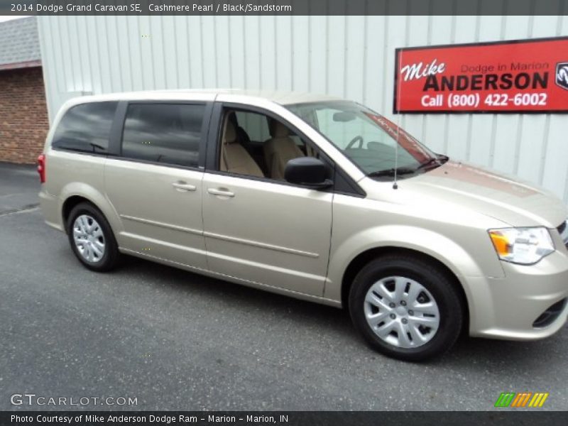 Cashmere Pearl / Black/Sandstorm 2014 Dodge Grand Caravan SE