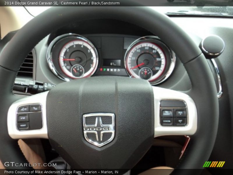 Cashmere Pearl / Black/Sandstorm 2014 Dodge Grand Caravan SE