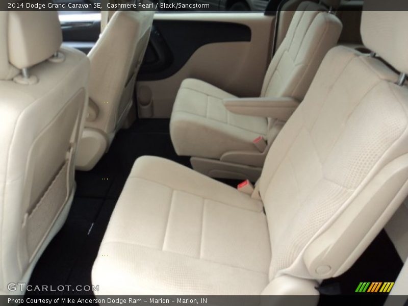 Cashmere Pearl / Black/Sandstorm 2014 Dodge Grand Caravan SE