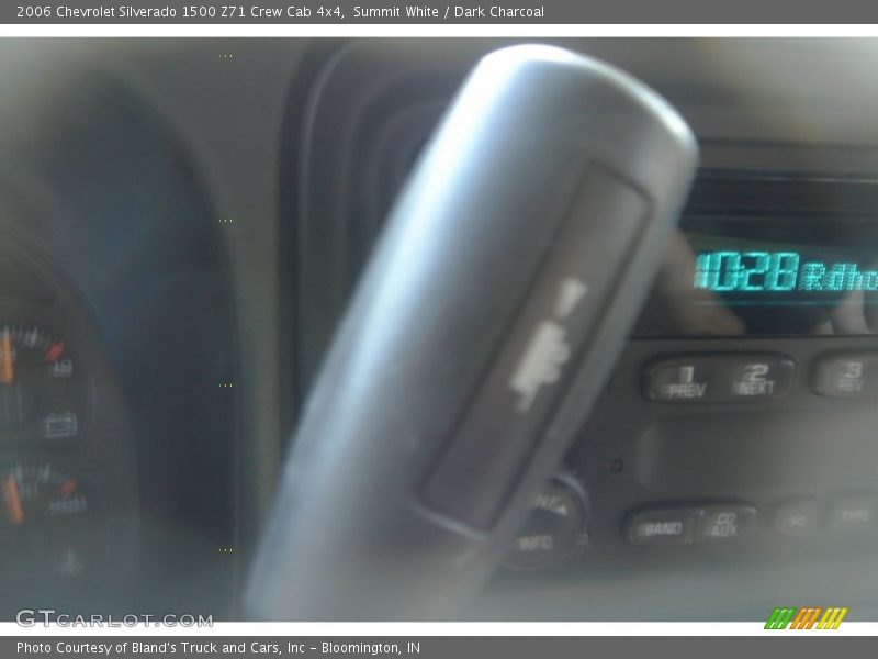 Summit White / Dark Charcoal 2006 Chevrolet Silverado 1500 Z71 Crew Cab 4x4