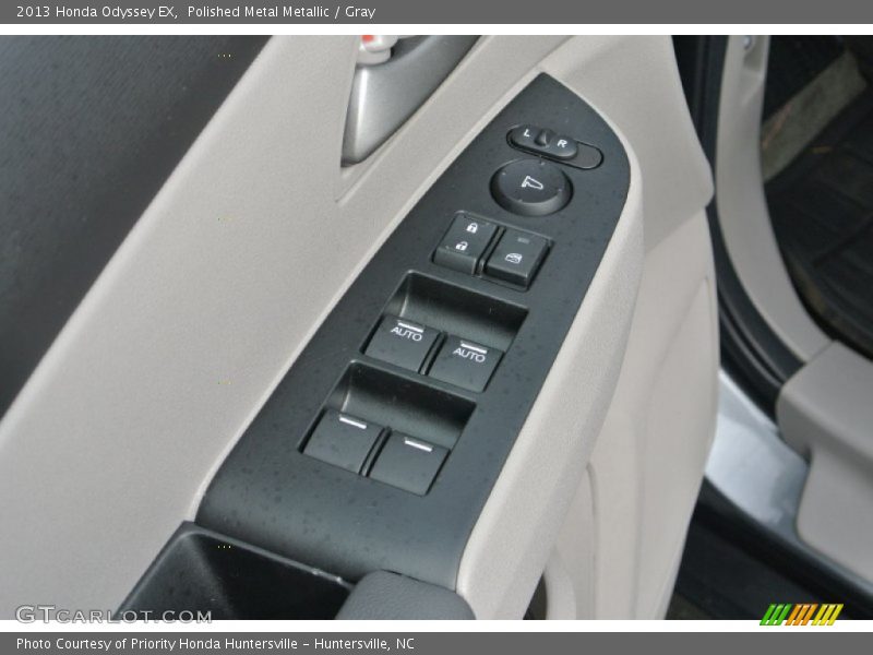 Polished Metal Metallic / Gray 2013 Honda Odyssey EX