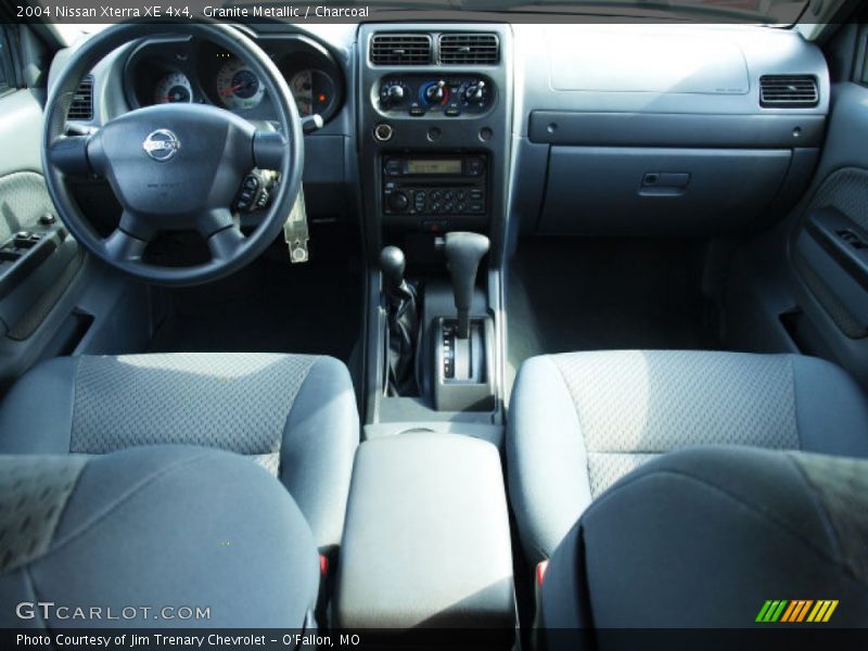 Granite Metallic / Charcoal 2004 Nissan Xterra XE 4x4