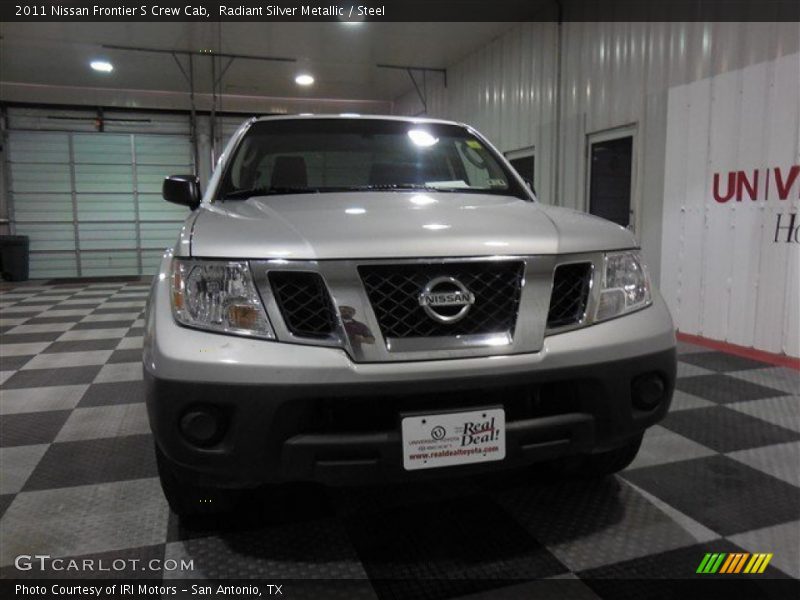 Radiant Silver Metallic / Steel 2011 Nissan Frontier S Crew Cab