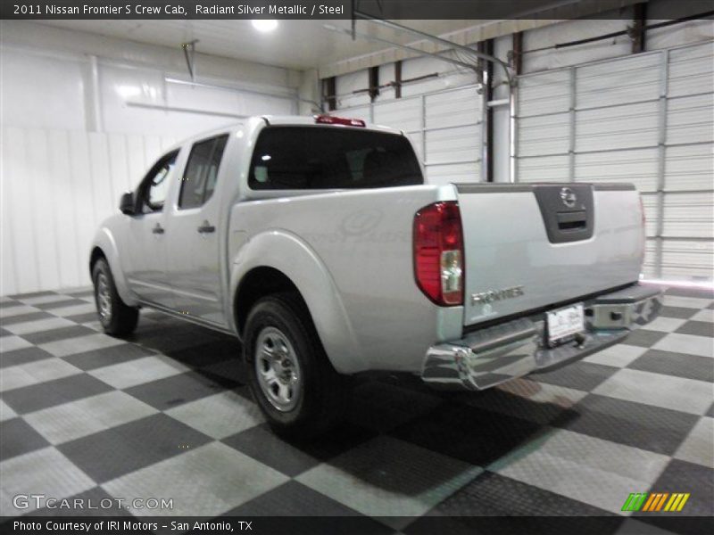 Radiant Silver Metallic / Steel 2011 Nissan Frontier S Crew Cab