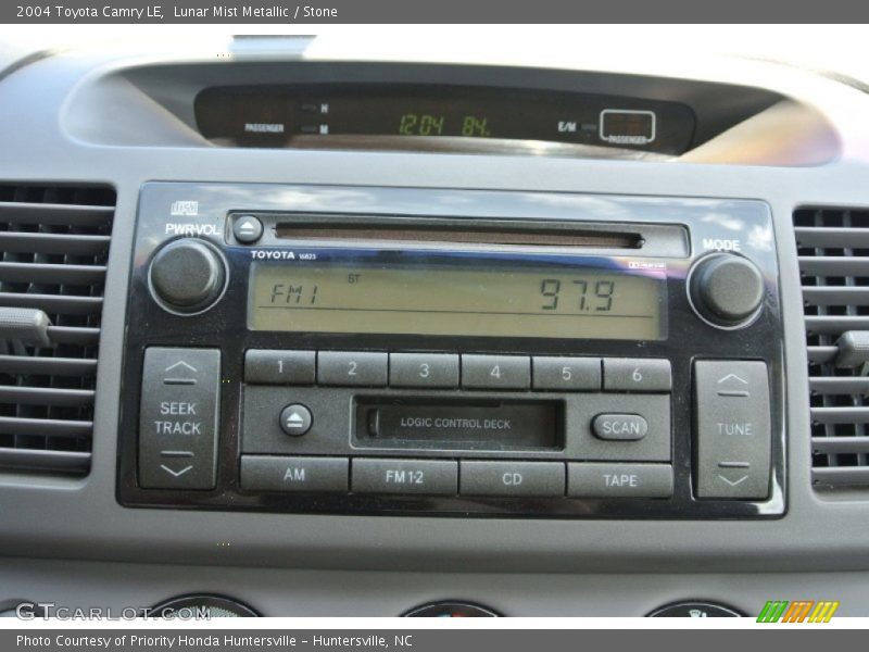 Lunar Mist Metallic / Stone 2004 Toyota Camry LE