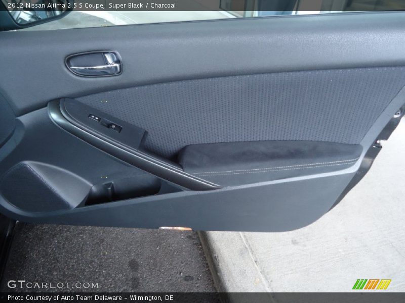 Super Black / Charcoal 2012 Nissan Altima 2.5 S Coupe