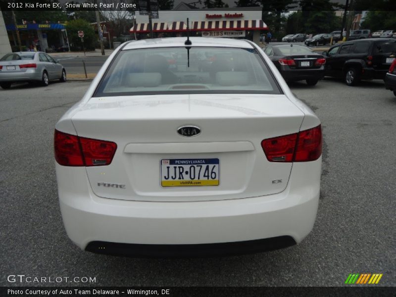 Snow White Pearl / Stone 2012 Kia Forte EX