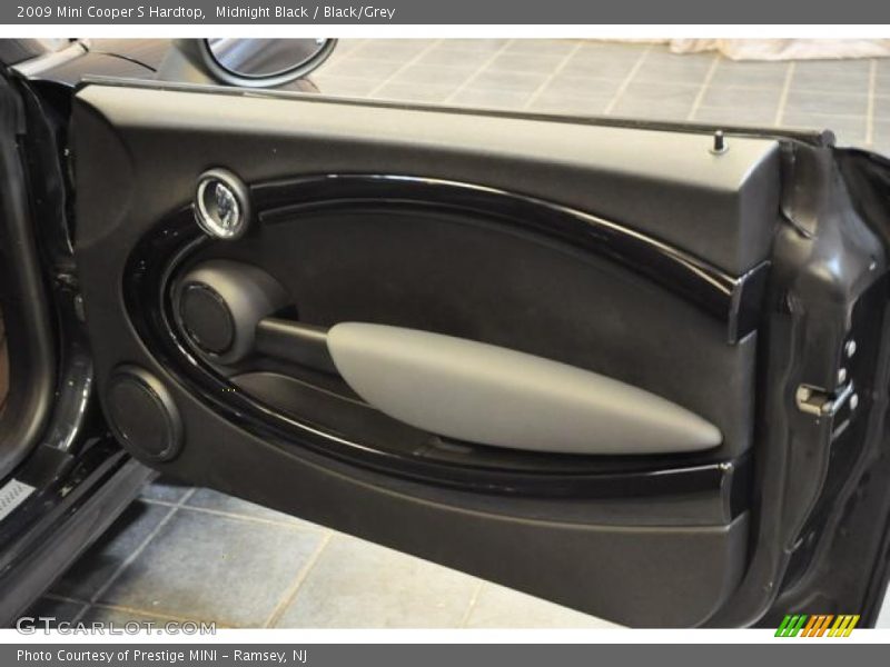 Midnight Black / Black/Grey 2009 Mini Cooper S Hardtop