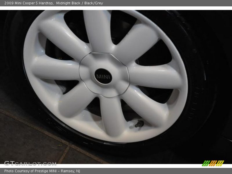 Midnight Black / Black/Grey 2009 Mini Cooper S Hardtop