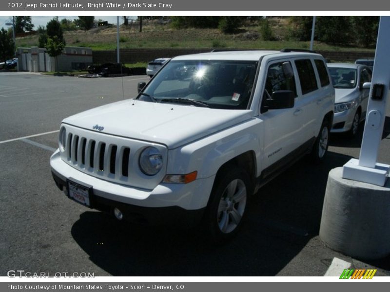 Bright White / Dark Slate Gray 2012 Jeep Patriot Latitude