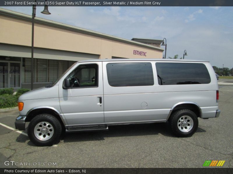 Silver Metallic / Medium Flint Grey 2007 Ford E Series Van E350 Super Duty XLT Passenger