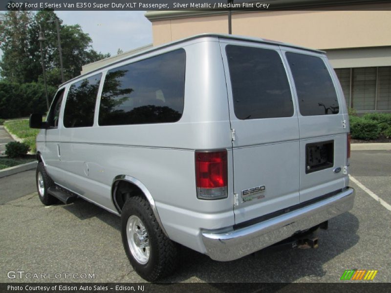 Silver Metallic / Medium Flint Grey 2007 Ford E Series Van E350 Super Duty XLT Passenger