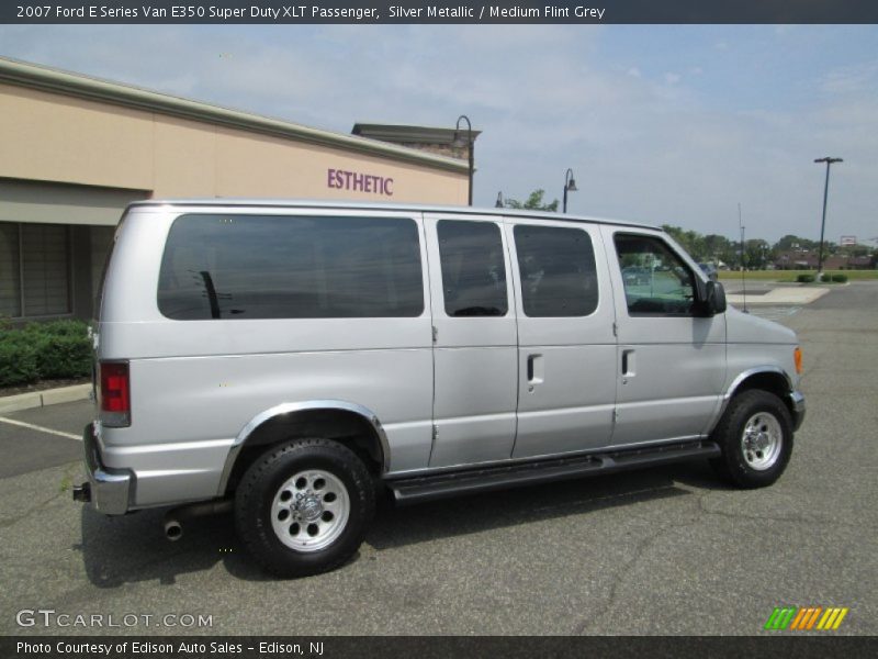 Silver Metallic / Medium Flint Grey 2007 Ford E Series Van E350 Super Duty XLT Passenger