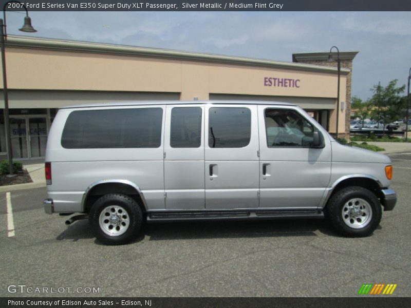 Silver Metallic / Medium Flint Grey 2007 Ford E Series Van E350 Super Duty XLT Passenger