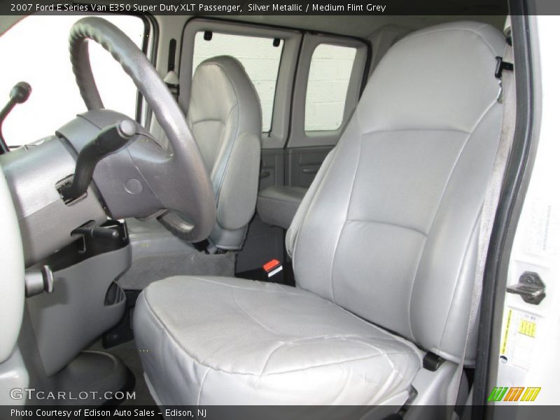 Silver Metallic / Medium Flint Grey 2007 Ford E Series Van E350 Super Duty XLT Passenger