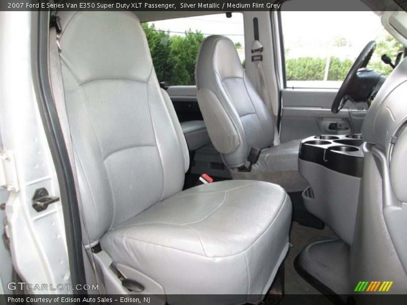 Silver Metallic / Medium Flint Grey 2007 Ford E Series Van E350 Super Duty XLT Passenger