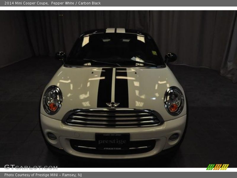 Pepper White / Carbon Black 2014 Mini Cooper Coupe