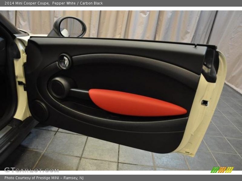Pepper White / Carbon Black 2014 Mini Cooper Coupe