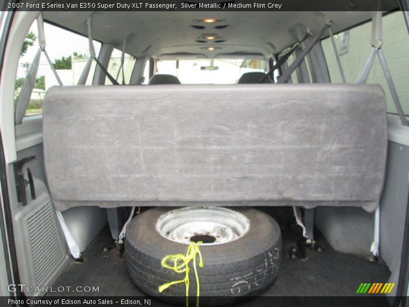 Silver Metallic / Medium Flint Grey 2007 Ford E Series Van E350 Super Duty XLT Passenger