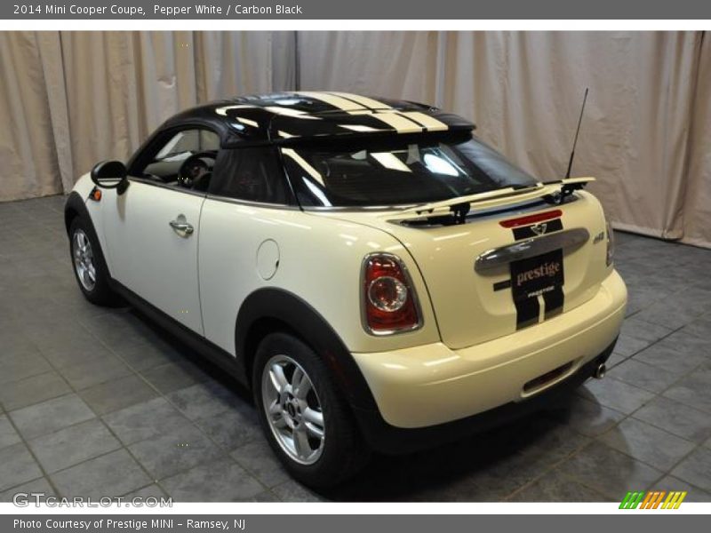 Pepper White / Carbon Black 2014 Mini Cooper Coupe