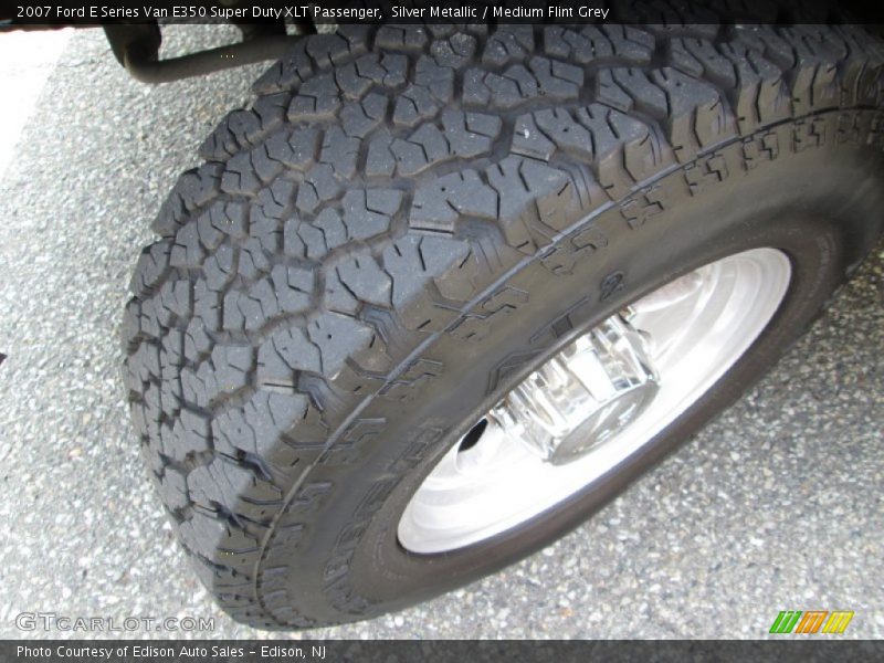 Silver Metallic / Medium Flint Grey 2007 Ford E Series Van E350 Super Duty XLT Passenger