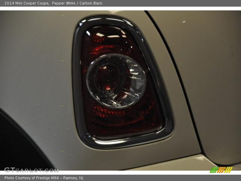 Pepper White / Carbon Black 2014 Mini Cooper Coupe