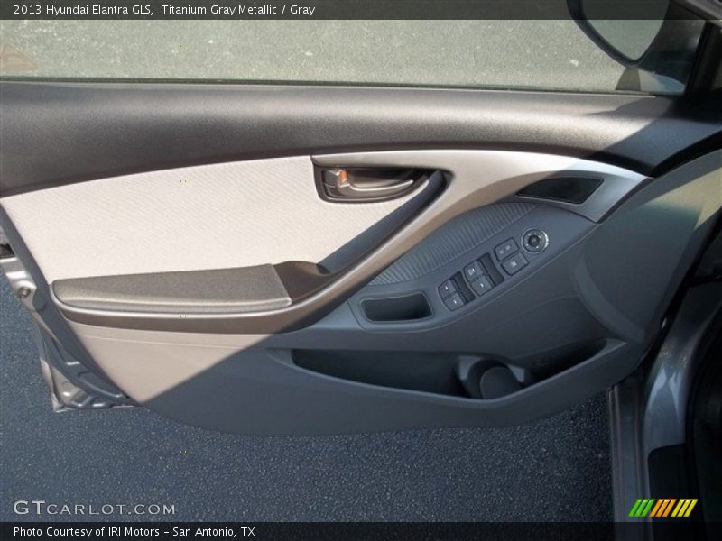 Titanium Gray Metallic / Gray 2013 Hyundai Elantra GLS