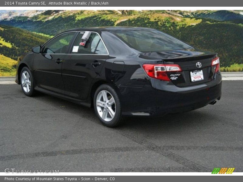 Attitude Black Metallic / Black/Ash 2014 Toyota Camry SE