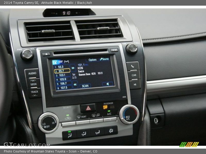 Attitude Black Metallic / Black/Ash 2014 Toyota Camry SE