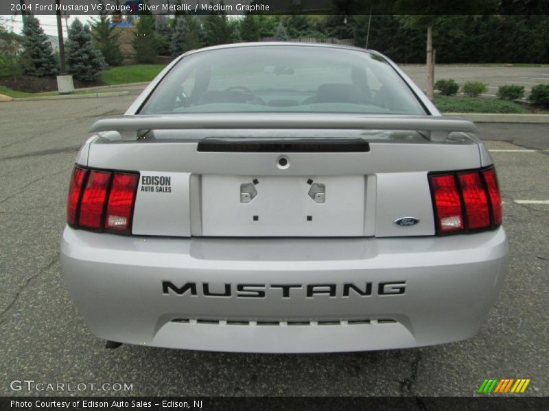 Silver Metallic / Medium Graphite 2004 Ford Mustang V6 Coupe