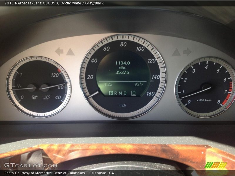 Arctic White / Grey/Black 2011 Mercedes-Benz GLK 350