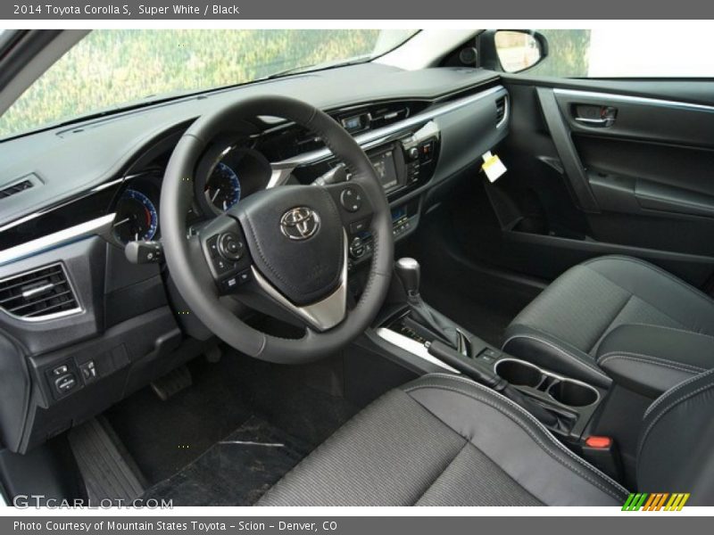  2014 Corolla S Black Interior