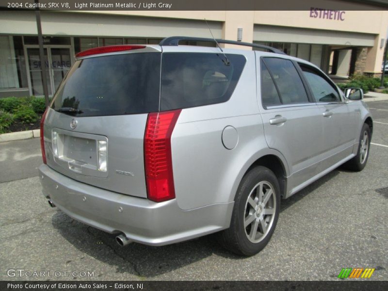 Light Platinum Metallic / Light Gray 2004 Cadillac SRX V8