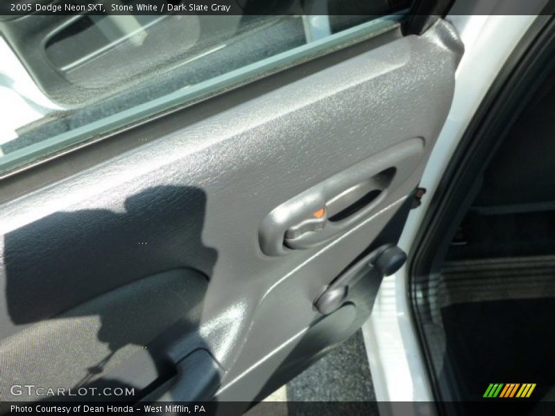 Stone White / Dark Slate Gray 2005 Dodge Neon SXT