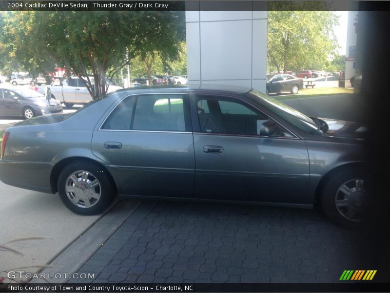 Thunder Gray / Dark Gray 2004 Cadillac DeVille Sedan