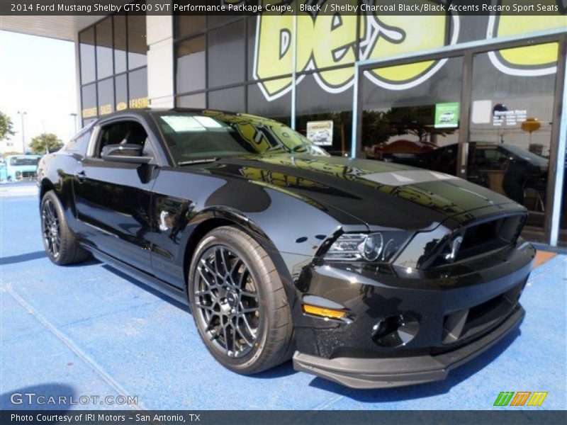 Front 3/4 View of 2014 Mustang Shelby GT500 SVT Performance Package Coupe