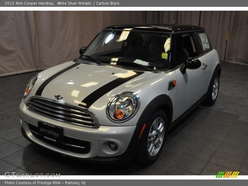 White Silver Metallic / Carbon Black 2013 Mini Cooper Hardtop
