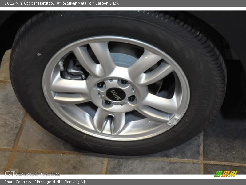 White Silver Metallic / Carbon Black 2013 Mini Cooper Hardtop