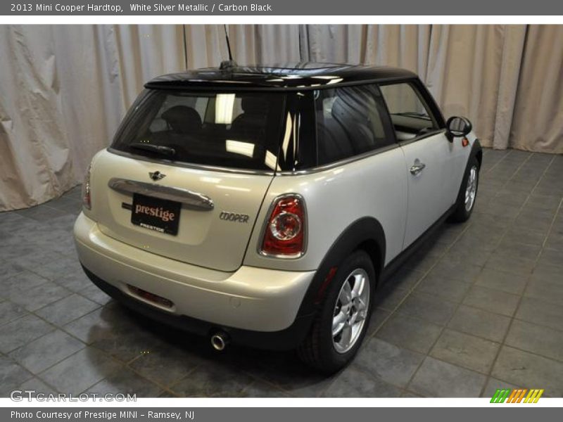 White Silver Metallic / Carbon Black 2013 Mini Cooper Hardtop