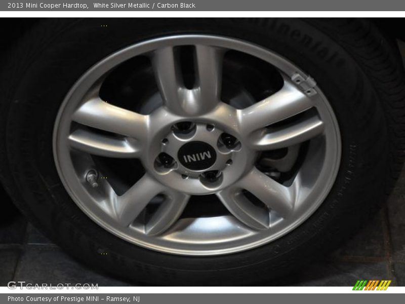 White Silver Metallic / Carbon Black 2013 Mini Cooper Hardtop