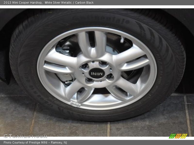 White Silver Metallic / Carbon Black 2013 Mini Cooper Hardtop