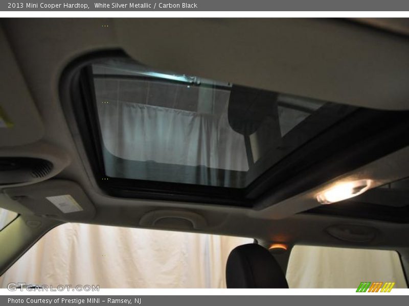 White Silver Metallic / Carbon Black 2013 Mini Cooper Hardtop