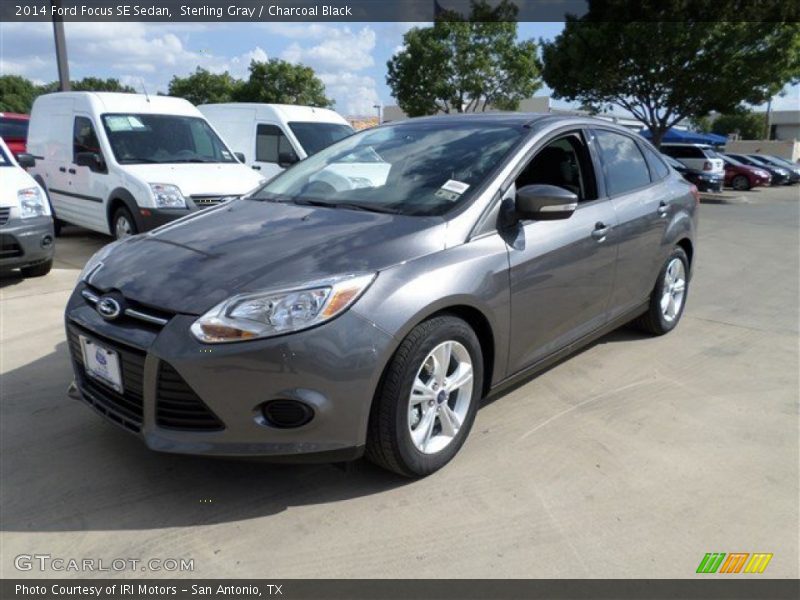 Sterling Gray / Charcoal Black 2014 Ford Focus SE Sedan