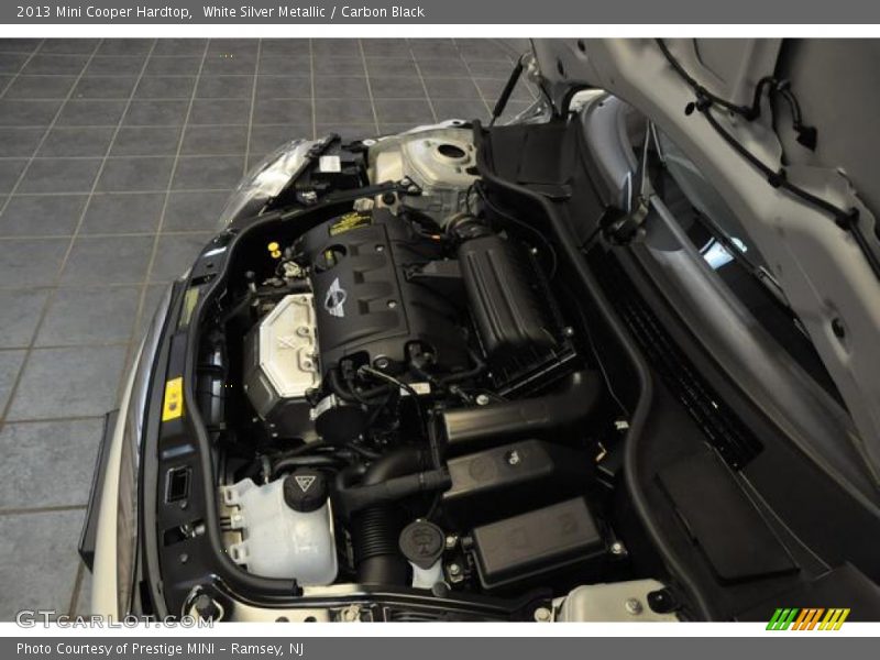 White Silver Metallic / Carbon Black 2013 Mini Cooper Hardtop