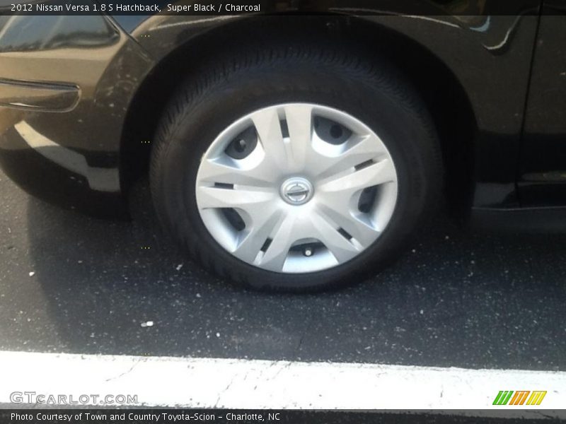 Super Black / Charcoal 2012 Nissan Versa 1.8 S Hatchback