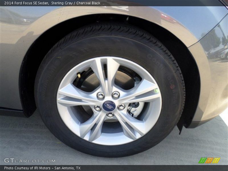 Sterling Gray / Charcoal Black 2014 Ford Focus SE Sedan