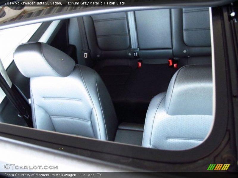 Platinum Gray Metallic / Titan Black 2014 Volkswagen Jetta SE Sedan