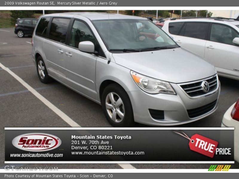 Mercury Sliver Metallic / Aero Grey 2009 Volkswagen Routan SE